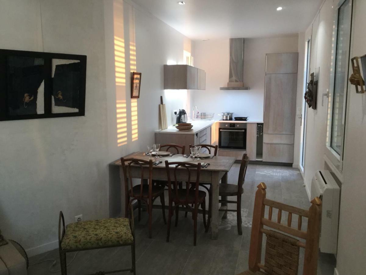 Appartement Cabanon Marseillais 45 m2 sur l'eau à Malmousque à Marseille Extérieur photo