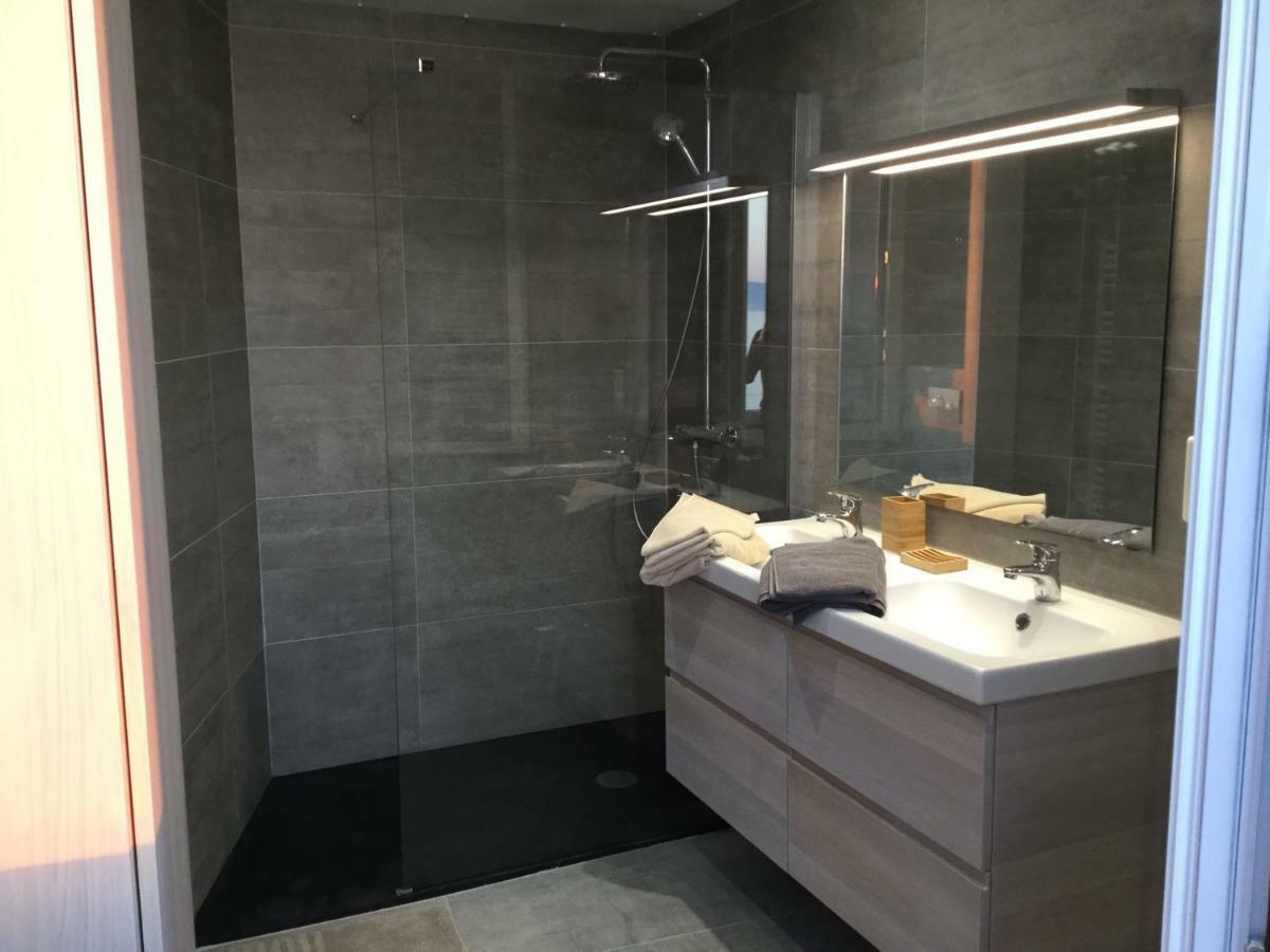Appartement Cabanon Marseillais 45 m2 sur l'eau à Malmousque à Marseille Extérieur photo